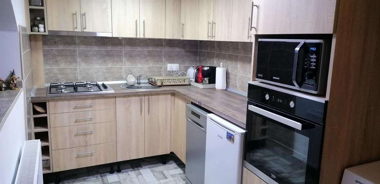 Little-Oasis Apartment บูดาเปสต์ ภายนอก รูปภาพ