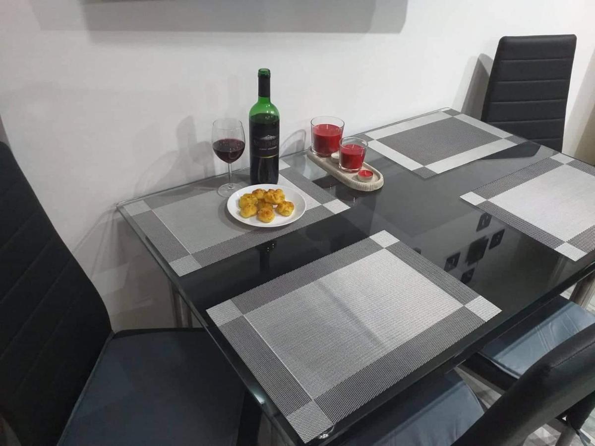 Little-Oasis Apartment บูดาเปสต์ ภายนอก รูปภาพ